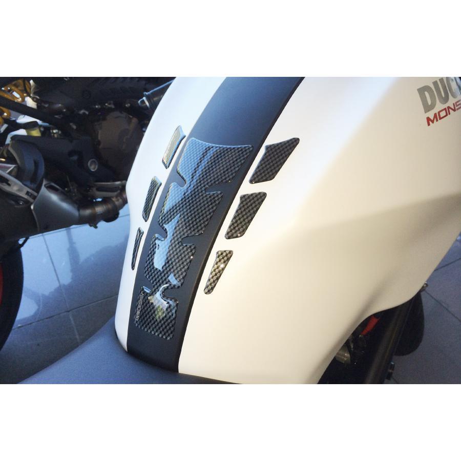 ワンデザイン タンクパッド ライン 7ピース カーボン調 211x141mm CGSLIFCP |  | 01