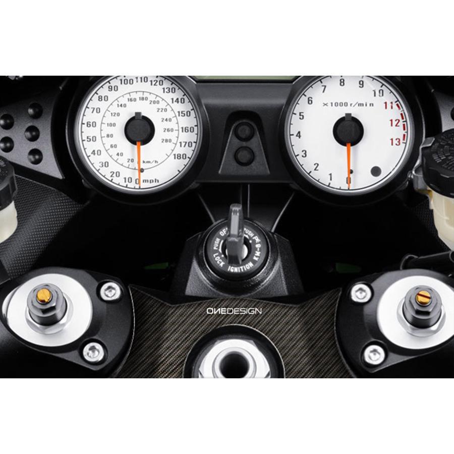 [特価品]ワンデザイン トップブリッジステッカー カーボン調 ZZR1400 06-11 PPSK21P |  | 01