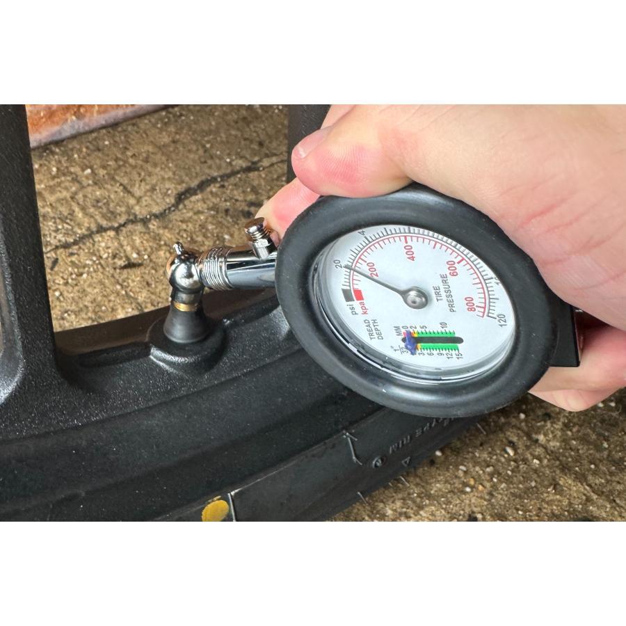 プロト　メンテナンス コンパクトエアインフレーターゲージ　タイヤ溝測定ゲージ付　ショートタイプ 120psi/800kpa対応　デプスゲージ測定　車載 | plot | 03