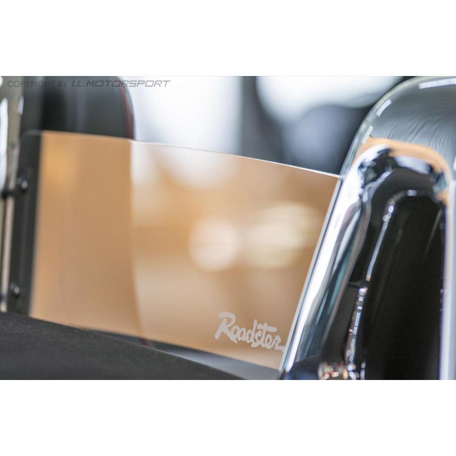 NOBです ILモータースポーツ (アイエルモータースポーツ) ウインドウ