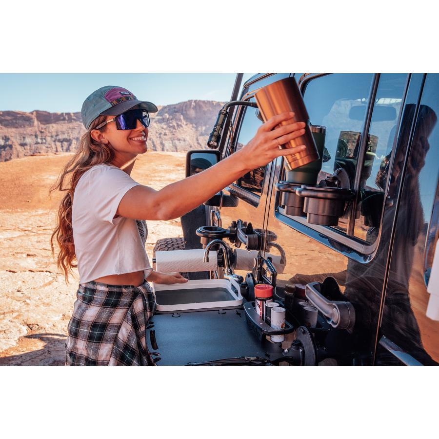 2カップホルダー 垂直面 真空マウント ブラック 17080 |  | 03