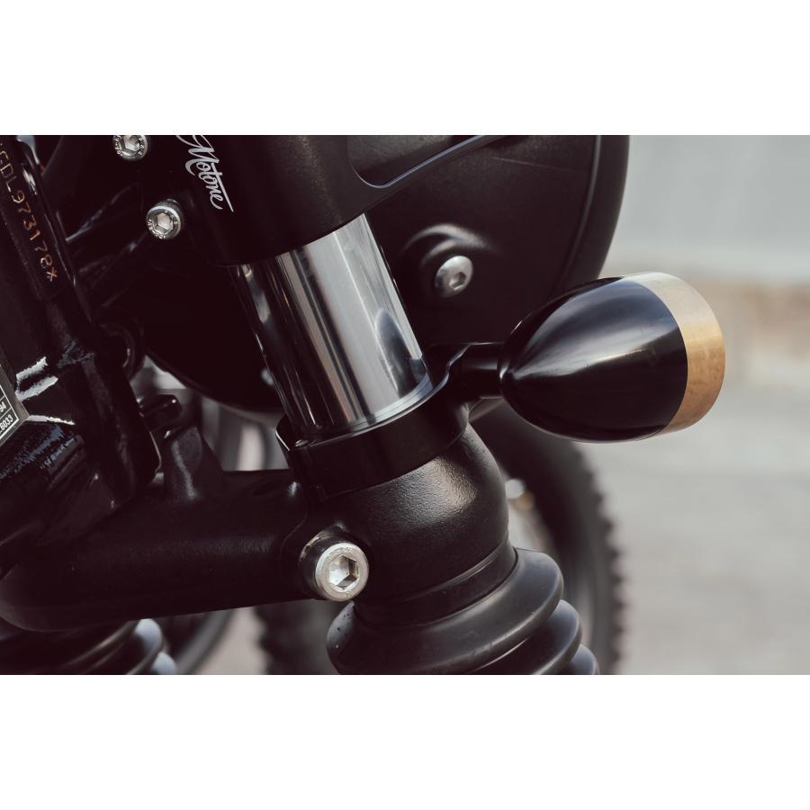 モートーン フロントウインカーステー 54mmフォーククランプ ブラック M8 Speed400/Scrambler400X (24-25) CL8-054B |  | 01