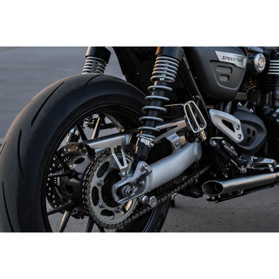 Motone(モートーン) チェーンガード GLADIUS ブラッシュ スラクストン Thruxton/R/RS (16-24) Speed Twin (19-24) CSS016 |  | 03