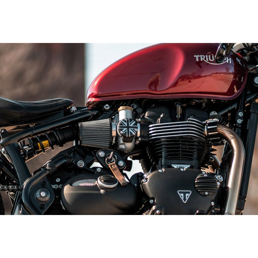 Motone(モートーン) スロットルボディカバー ユニオンジャック ブラック/ポリッシュ T120 (16-25) スラクストン 1200/R/RS (16-24) Bobber (17-25) MMU009 |  | 02