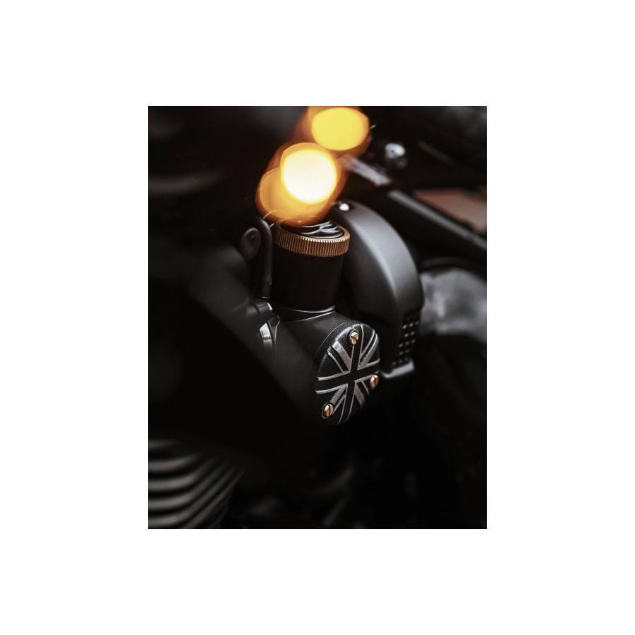 Motone(モートーン) スロットルボディカバー ユニオンジャック ブラック/ポリッシュ T120 (16-25) スラクストン 1200/R/RS (16-24) Bobber (17-25) MMU009 |  | 04