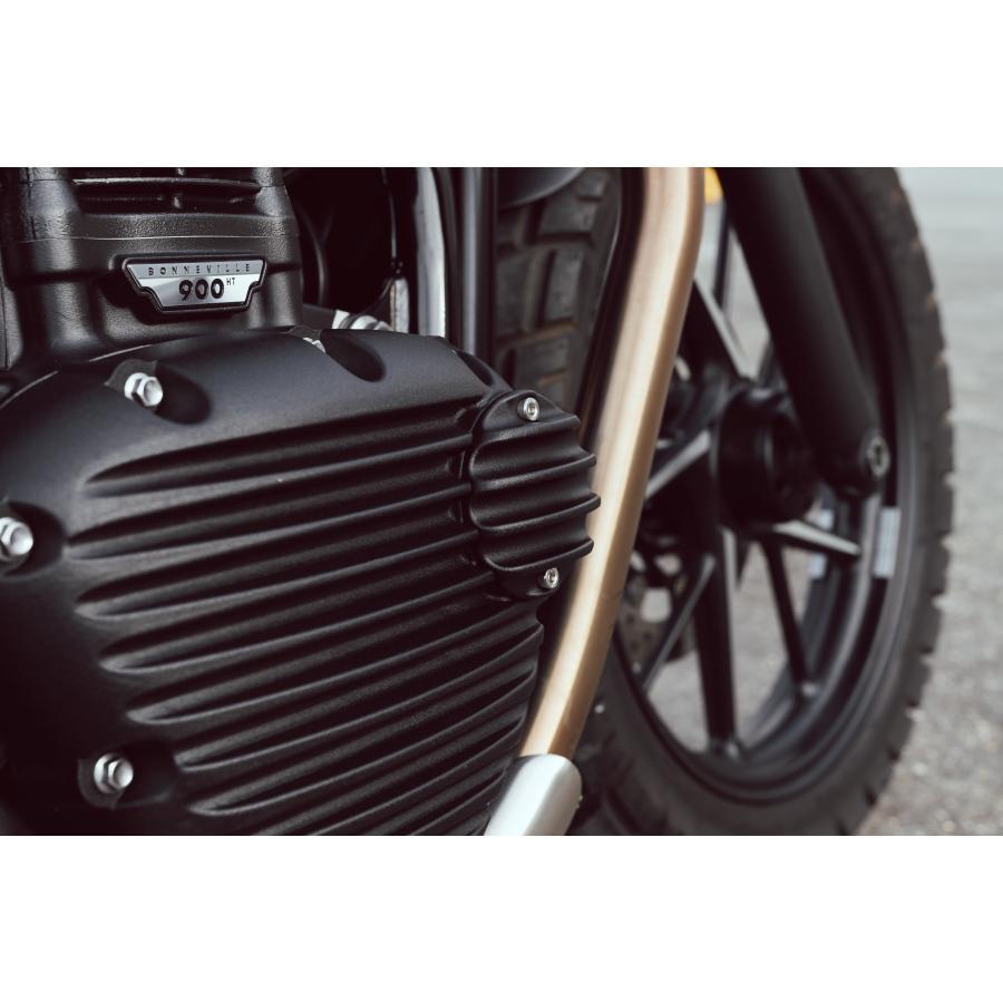 Motone(モートーン) ジェネレーターバッジ リブ ブラック T100/T120 (16-25) SpeedTwin900 (16-25) スクランブラー Scrambler900 (17-25) MMU027 |  | 02