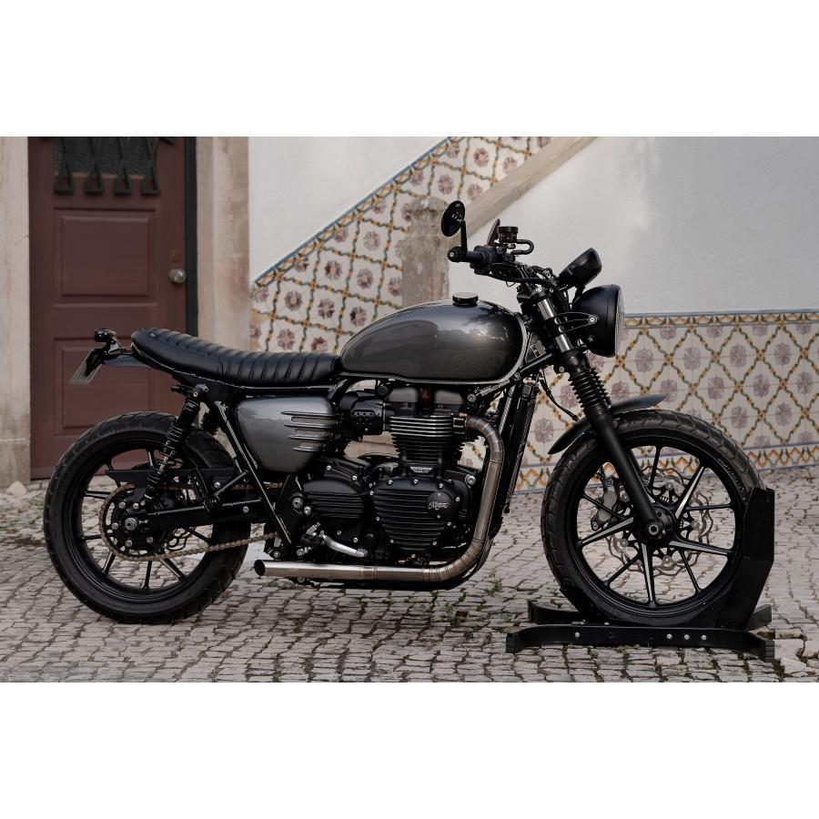 Motone(モートーン) ジェネレーターバッジ Motoneロゴ ブラック/ポリッシュ T100/T120 (16-25) SpeedTwin900 (16-25) スクランブラー900 (17-25) MMU029 |  | 06