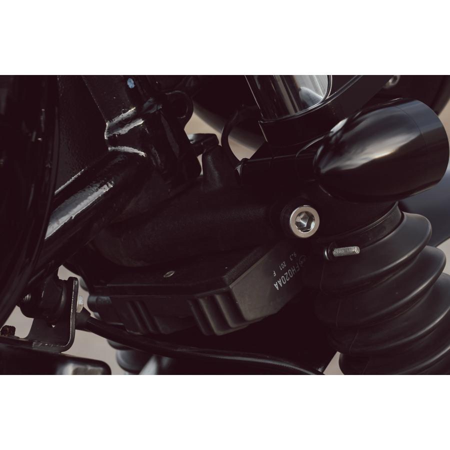 Motone(モートーン) レギュレーター移設ステー T100/T120 (16-20) StreetTwin (16-18) Streetスクランブラー Scrambler (17-18) MMU064 |  | 02