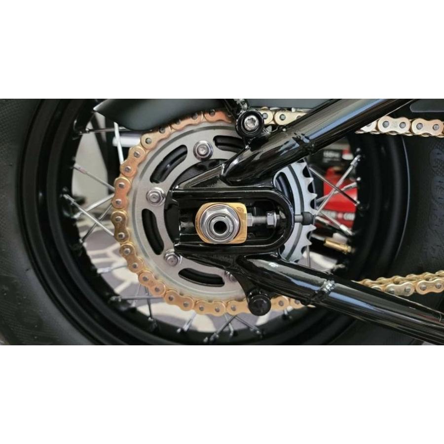 Motone(モートーン) チェーンアジャスターブロック ブラス T100/T120 (16-25) SpeedTwin900 (16-24) スクランブラー Scrambler900 (17-25) MMU066 |  | 01