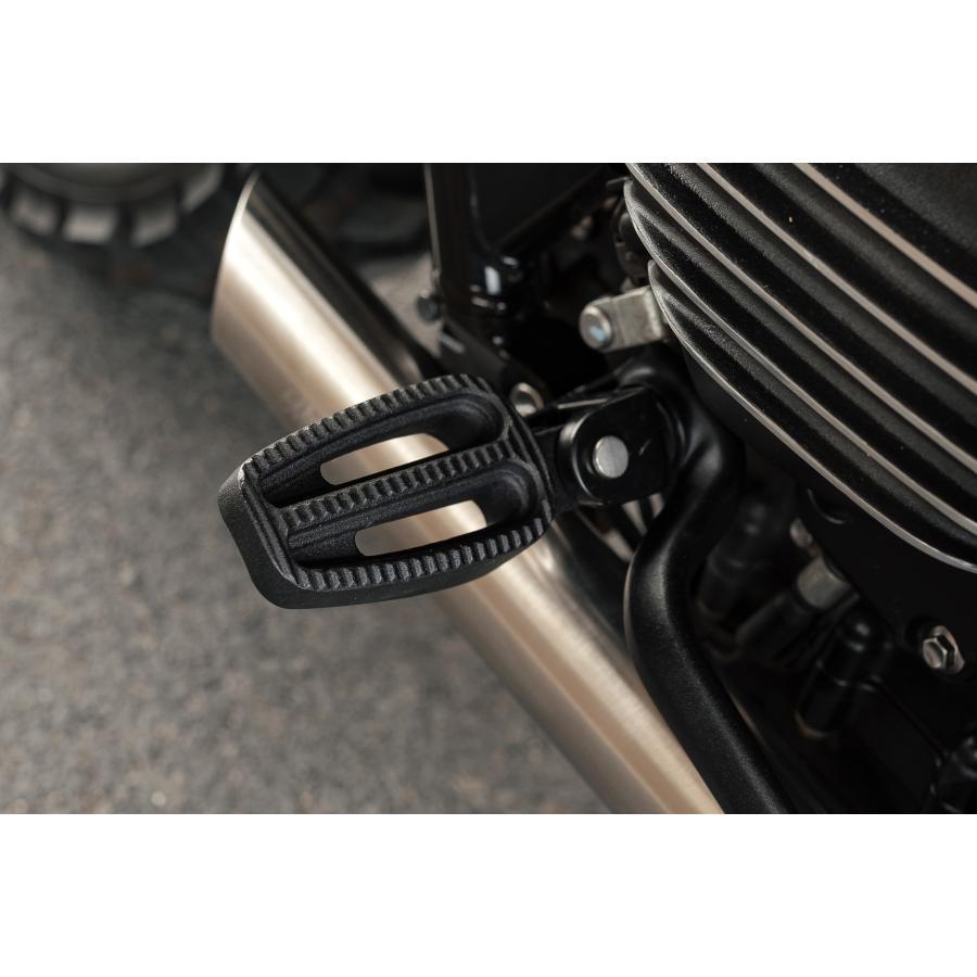 Motone(モートーン) フットレスト フロント/リア用 ブラック T100/T120 (16-25) SpeedTwin900 (16-24) スクランブラー Scrambler900 (17-25) MMU500 |  | 01