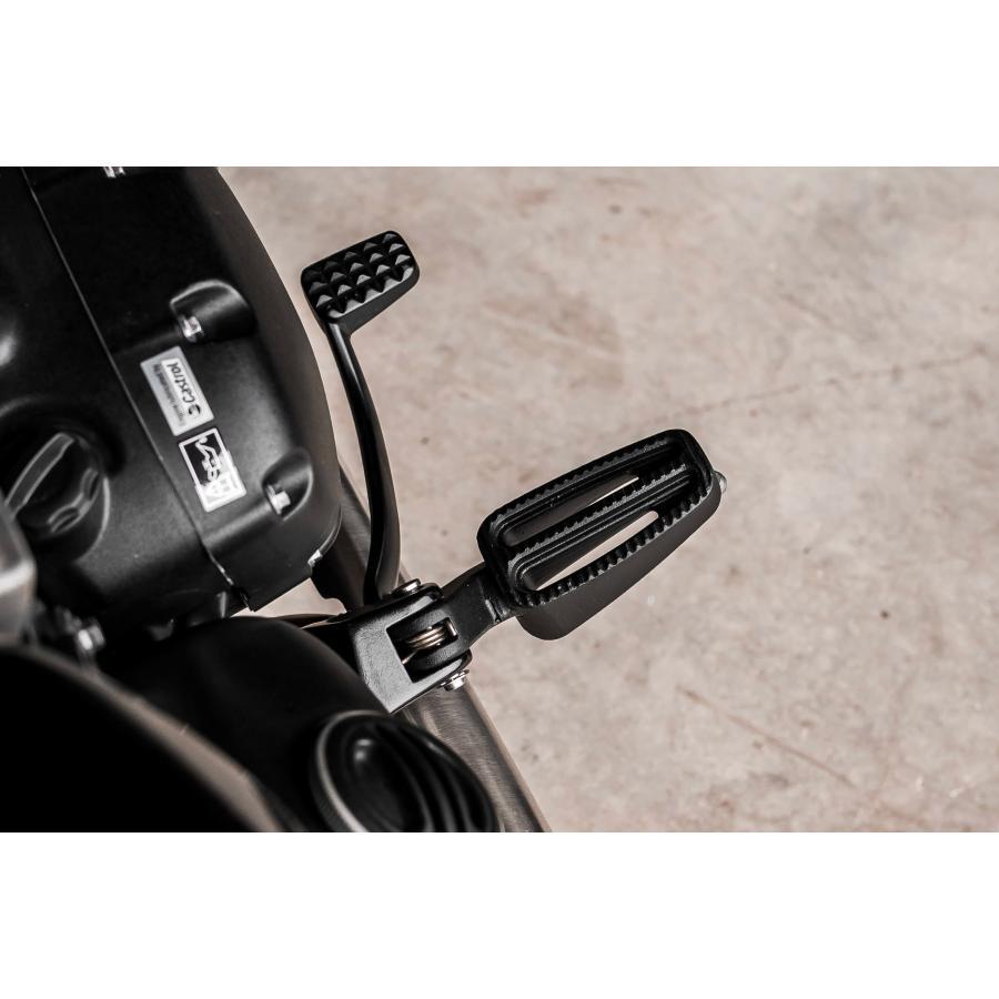 Motone(モートーン) フットレスト ブラック ボンネビル Bobber (17-25) MMU502 |  | 02