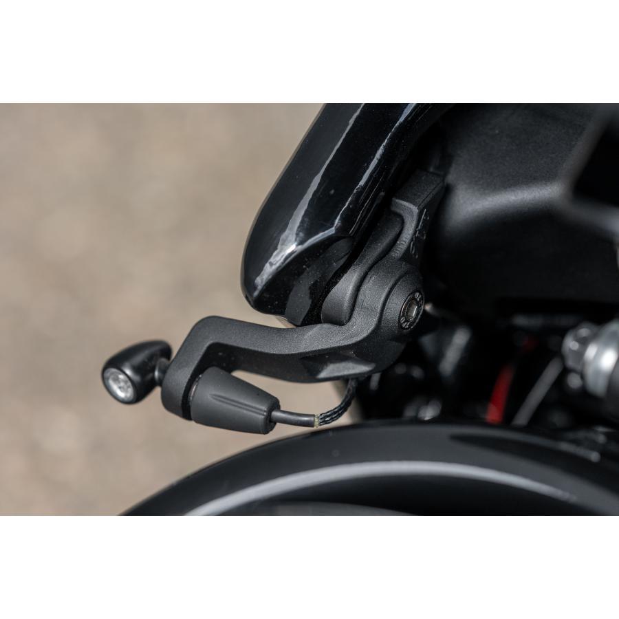 Motone(モートーン) リアウインカーステー AJAX フレームマウント M8/M10用 ボンネビル Bobber (17-25) MMU592 |  | 02