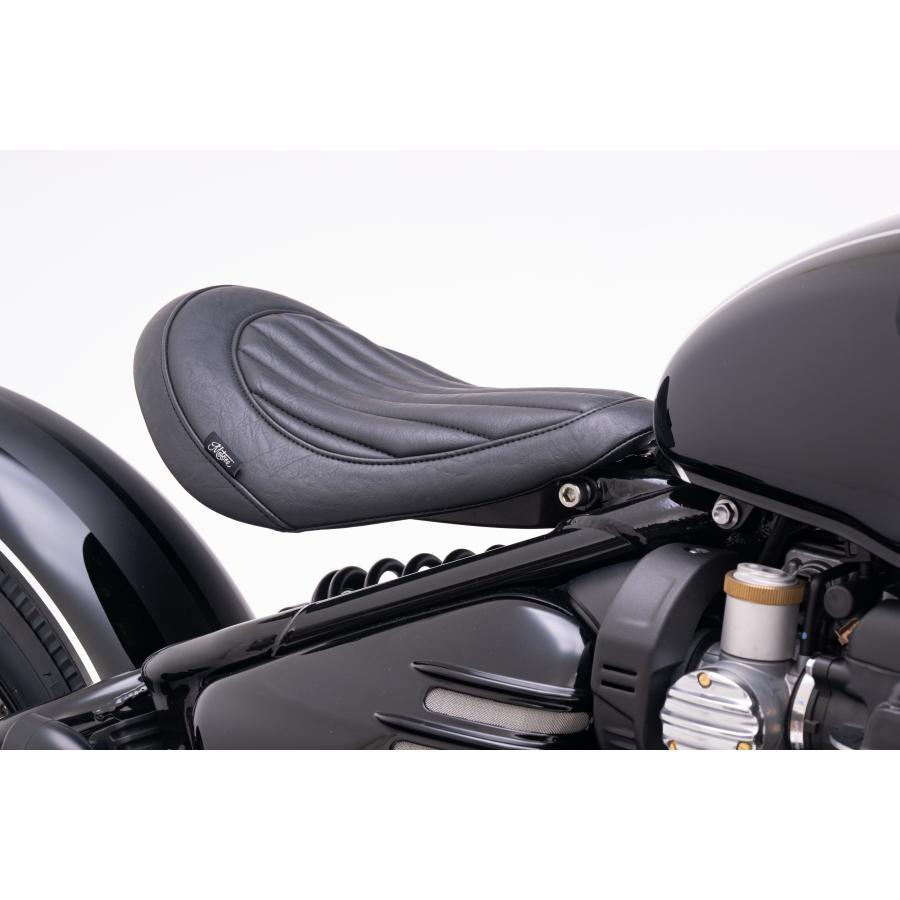 Motone(モートーン) シート KING COBRA リブ ブラック ボンネビル Bobber (17-25) MSM029 |  | 02
