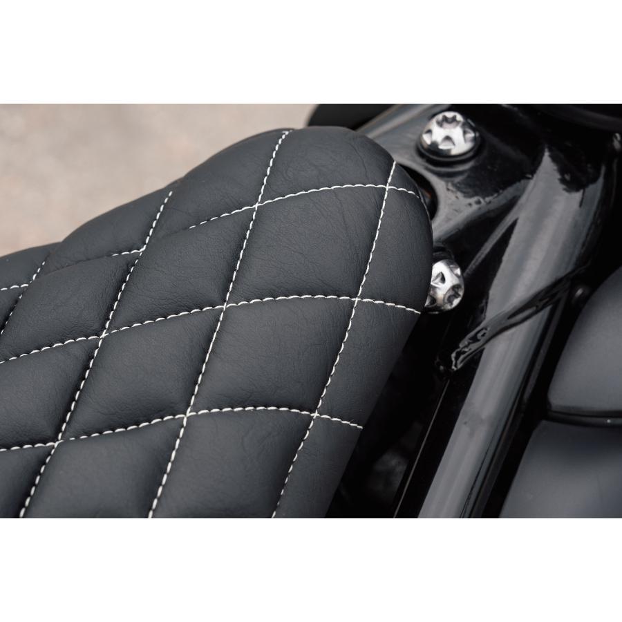 Motone(モートーン) シート KING COBRA フルダイヤモンドステッチ ブラック ボンネビル Bobber (17-25) MSM031 |  | 07