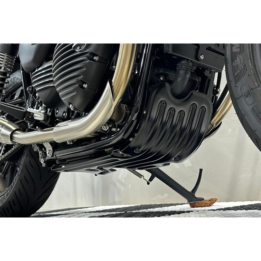 Motone(モートーン) アンダーガード DEFENDER アルミ ブラック T100/T120 (16-25) SpeedTwin900 (16-25) スラクストン Thruxton/R/RS (16-24) MTE139 |  | 01