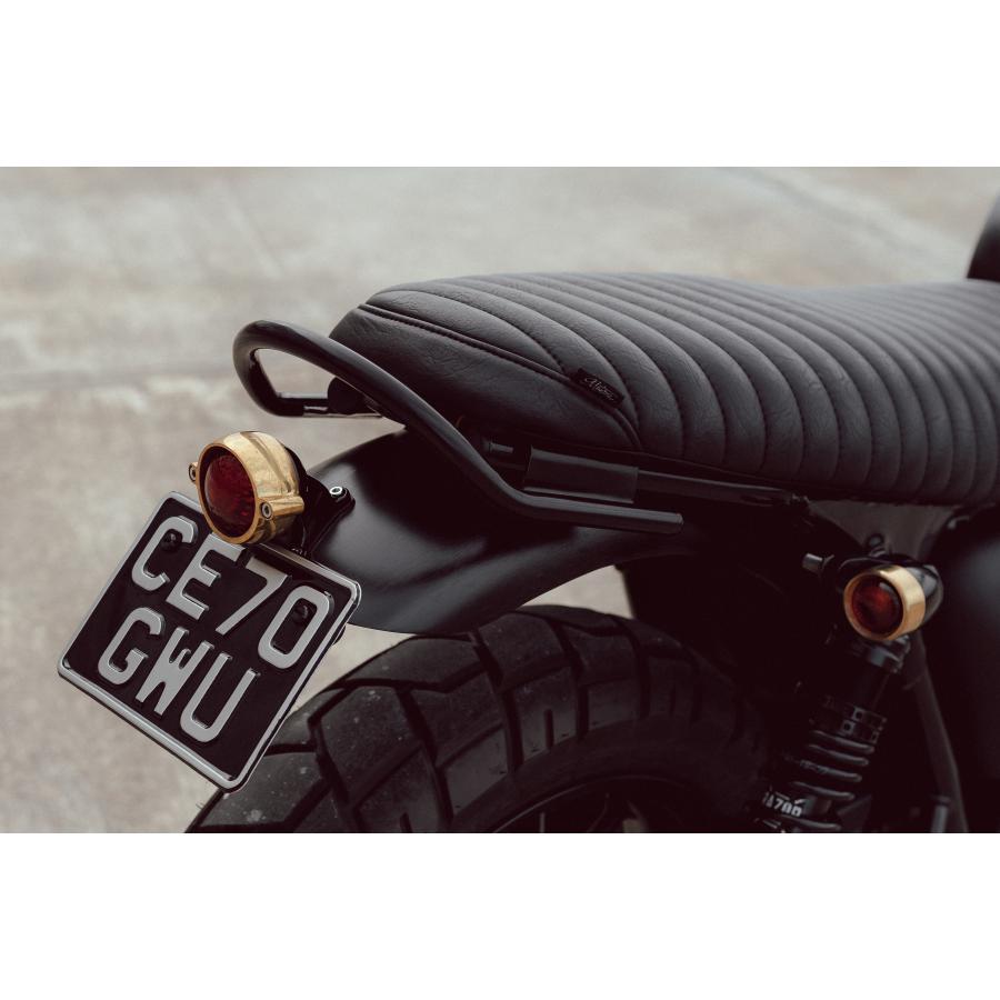 Motone(モートーン) リアフェンダー テールライト穴あり ブラック T100/T120 (16-25) SpeedTwin900 (16-24) スクランブラー Scrambler900 (17-25) MTE151 |  | 01