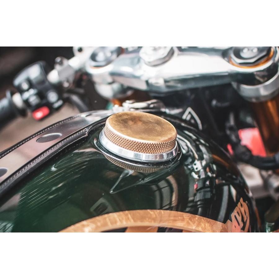Motone(モートーン) タンクキャップ ブラス T100/T120 (02-25) SpeedTwin900 (16-24) スクランブラー Scrambler900 (17-25) NXS003 |  | 02