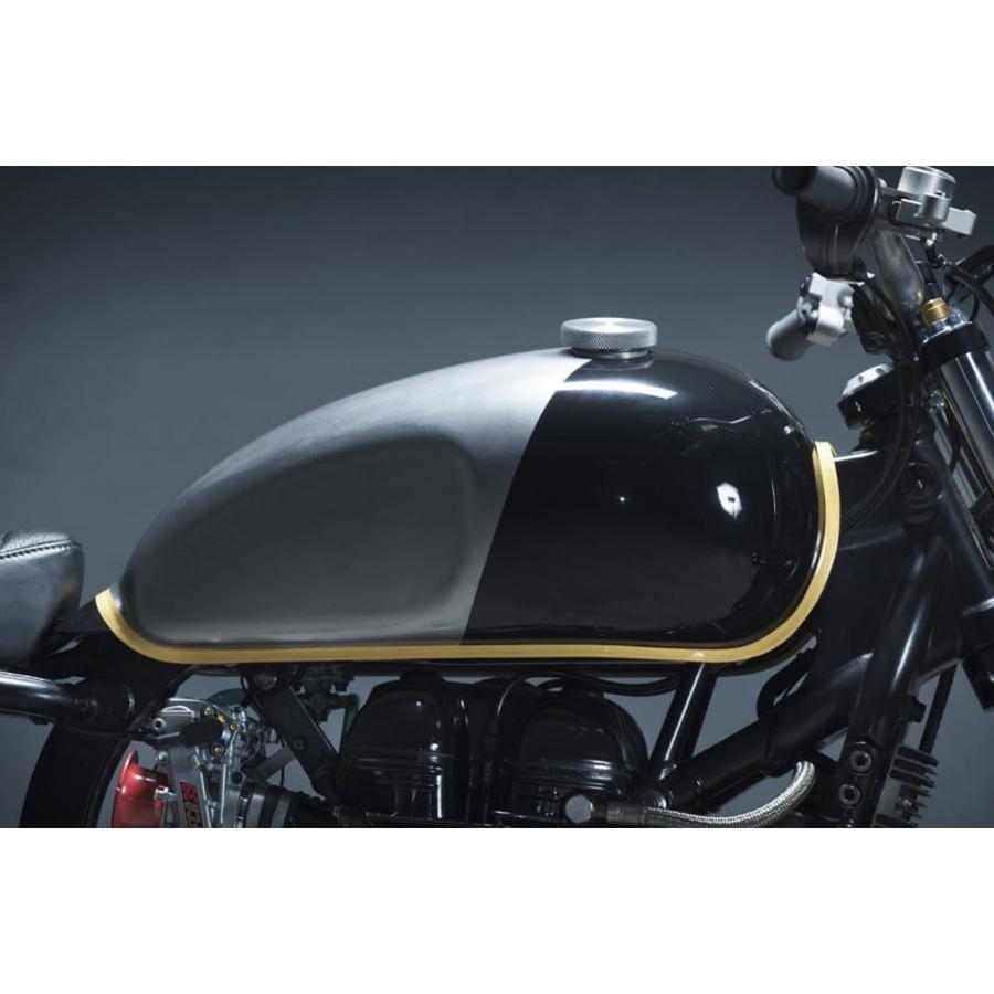 Motone(モートーン) タンクキャップ アルミ サテンシルバー T100/T120 (02-25) SpeedTwin900 (16-24) スクランブラー Scrambler900 (17-25) NXS010 |  | 04