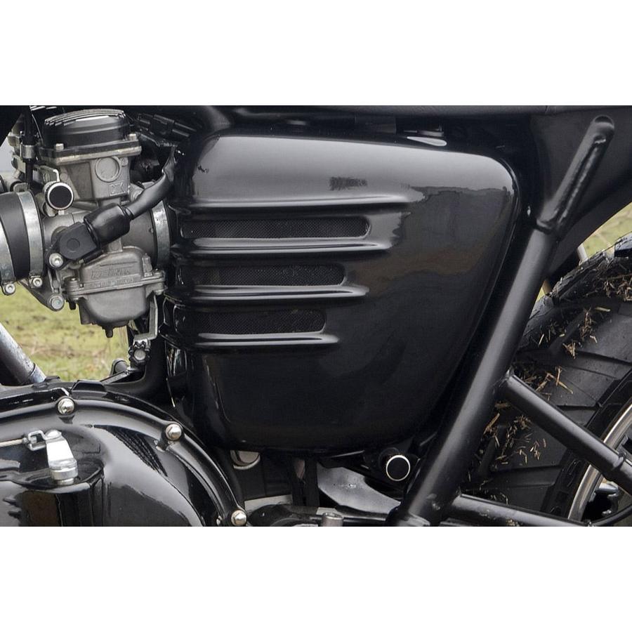 Motone(モートーン) サイドカバーボルト アルミ ブラック 空冷 T100 (02-15) スラクストン Thruxton (05-15) OTS006B |  | 01