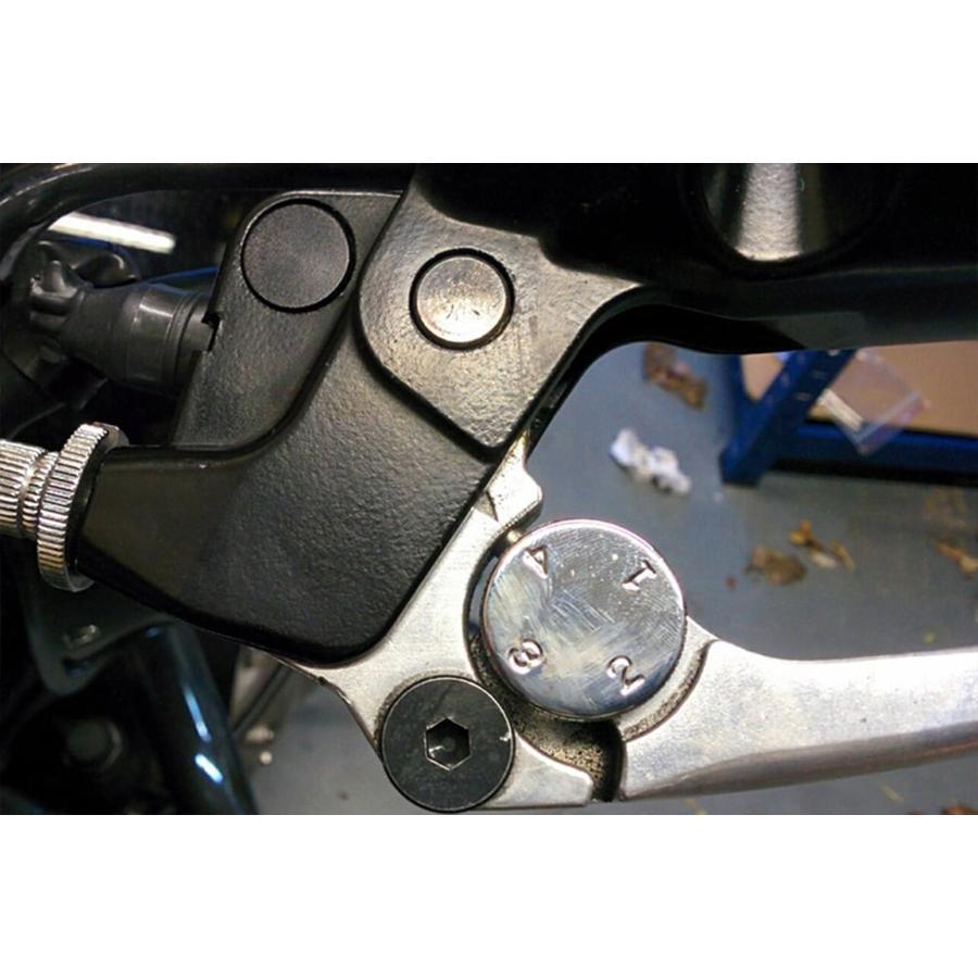 Motone(モートーン) ミラーホールプラグ 空冷 ボンネビル T100 (02-15) OTS012 |  | 01