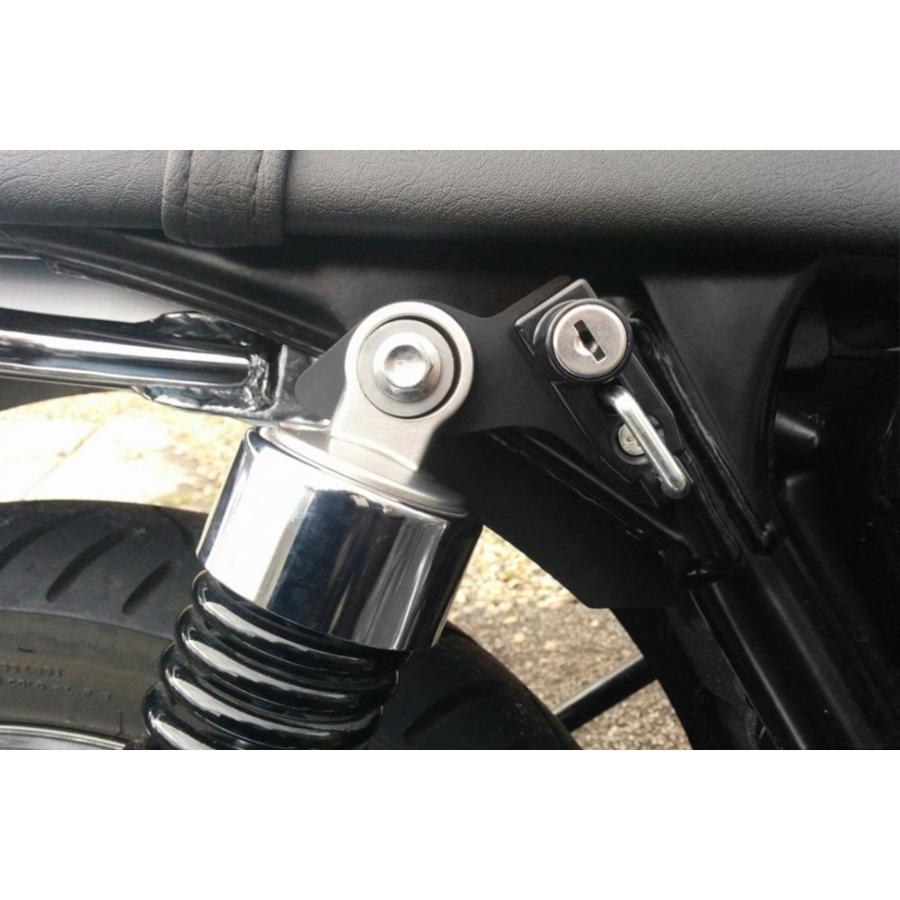 Motone(モートーン) ヘルメットロック 右 空冷 T100 (02-15) スクランブラー Scrambler (06-15) スラクストン Thruxton (05-15) PTS007R |  | 01