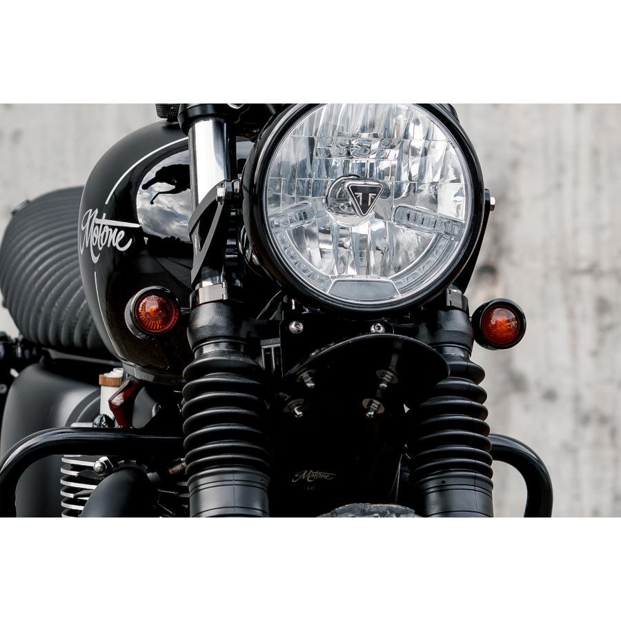 Motone(モートーン) フロントウインカーステー Φ41フォーククランプ M10用 ブラック T100/T120 (02-25) SpeedTwin900 (16-24) スクランブラー900 (17-25) |  | 02