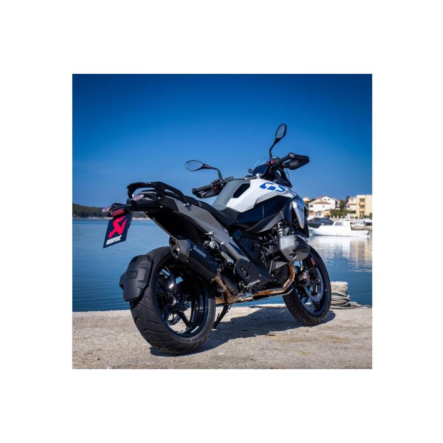 AKRAPOVIC（アクラポビッチ） スリップオンライン チタン ブラック