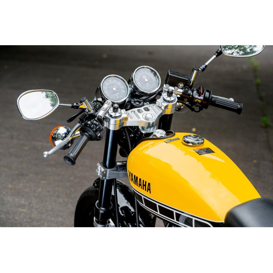 OVER RACING (オーバーレーシング) ステム\u0026スポーツライディングハンドルキット シルバー SR400(FI) 55-401-11 オーヴァーレーシングの画像