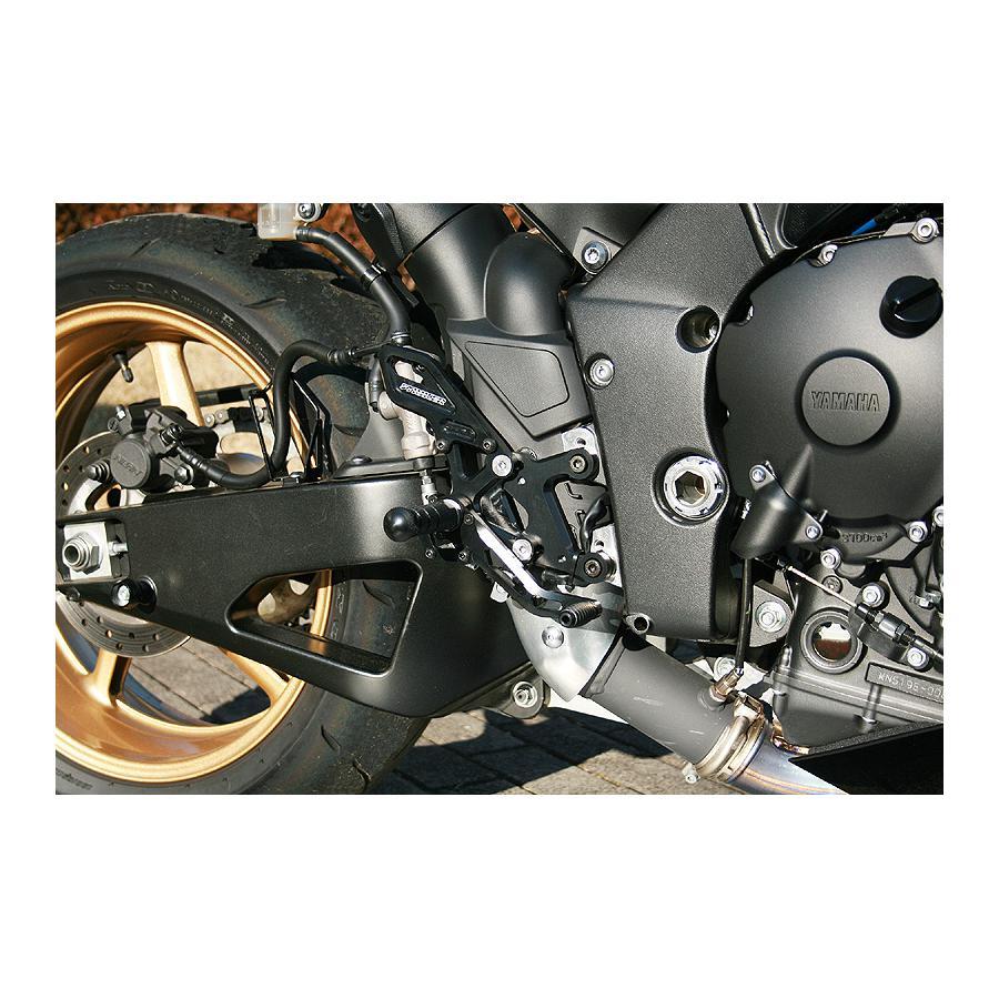 STRIKER (ストライカー) スペシャルステップキット ブラック YZF-R1 SS-AA2106Bの画像