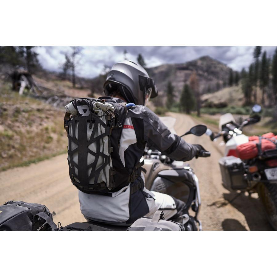 レブイット・クリーガコラボ　防水バックパック　LOAD 22L レブイット ロード 22L バックパック クリーガコラボ 防水