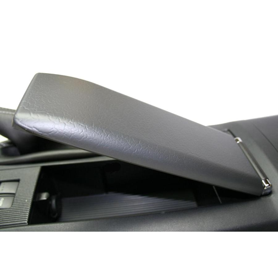 アイエルモータースポーツ アームレストパッド 拡張センターコンソール用 ブラック/シルバー NCEC NC0-7022 | 