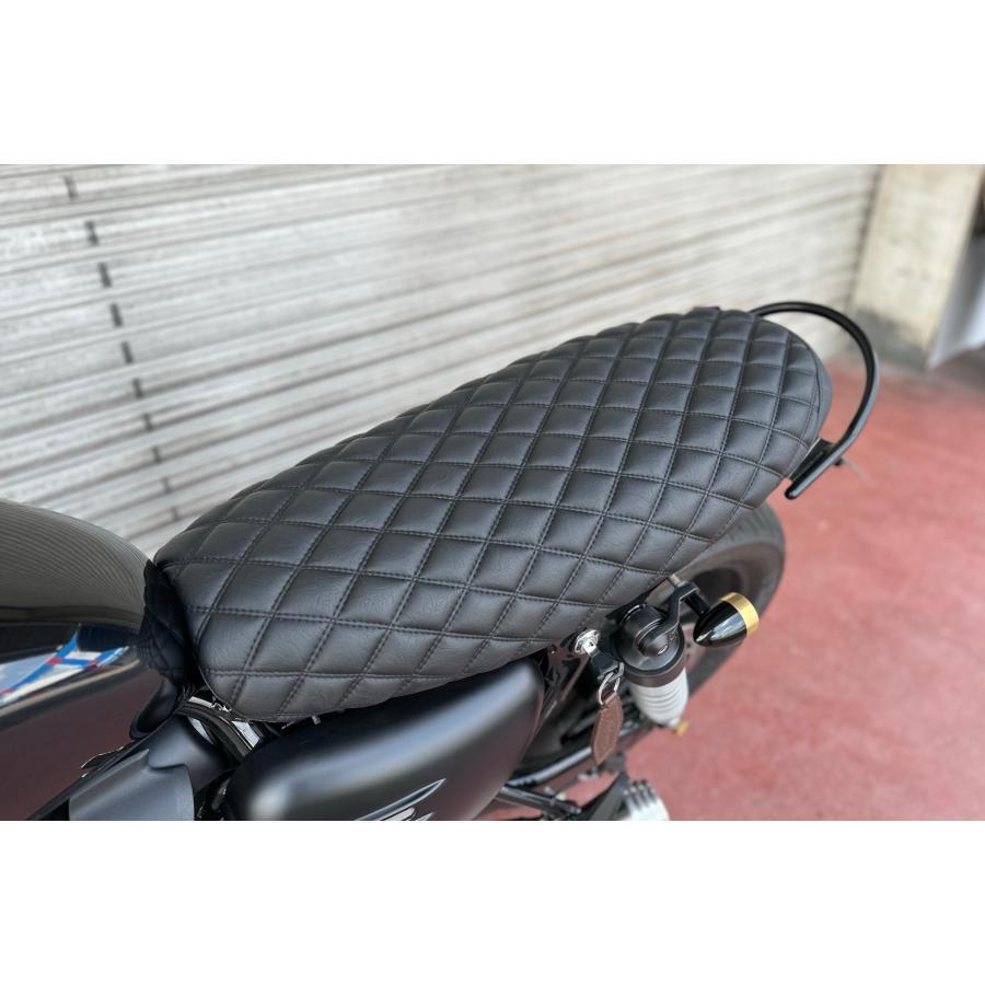 モートーン　ボンネビル　空冷　ダイヤモンドステッチ　スキニーシート Motone(モートーン) Dual シート ダイアモンドステッチ トライアンフ