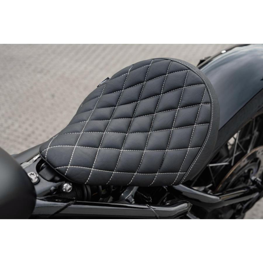 ボンネビルボバー　キングコブラシート　モートーン モートーン シート KING COBRA フルダイヤモンドステッチ ブラック