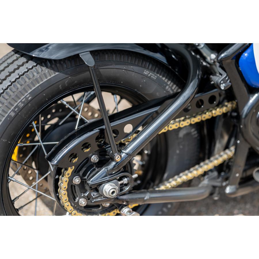 Motone(モートーン) チェーンガード CUTLASS グロスブラック ボンネビル Bobber Speedmaster MTE206の画像
