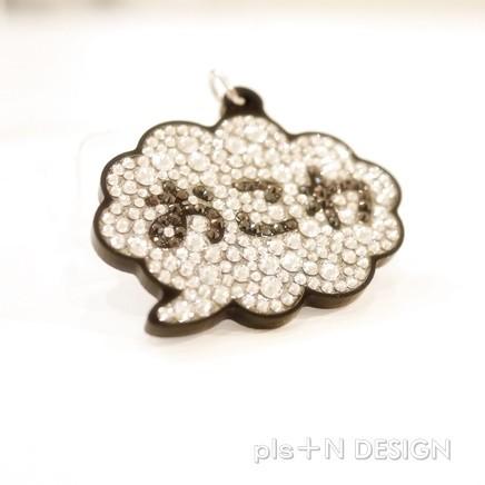 犬 ネームプレート ネームタグ 猫 名札 おしゃれ スワロフスキー キラキラ 名入れ プレゼントにもおすすめ お好きなカラーでお作りします 1915 デコショップ プラスn 通販 Yahoo ショッピング