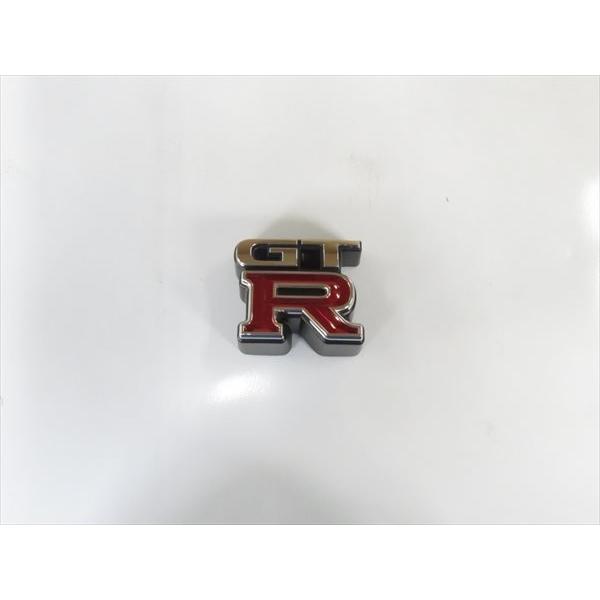 【正規品】 日産純正部品 R34 スカイライン GT-R フロント グリル エンブレム 62896-AA400