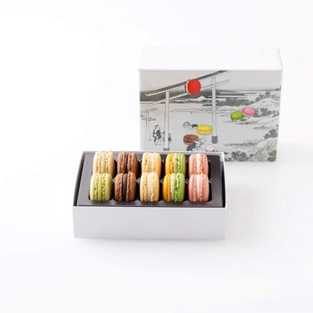 バレンタイン 2026 ギフト ピエールエルメ マカロン 10個詰合せ メイド