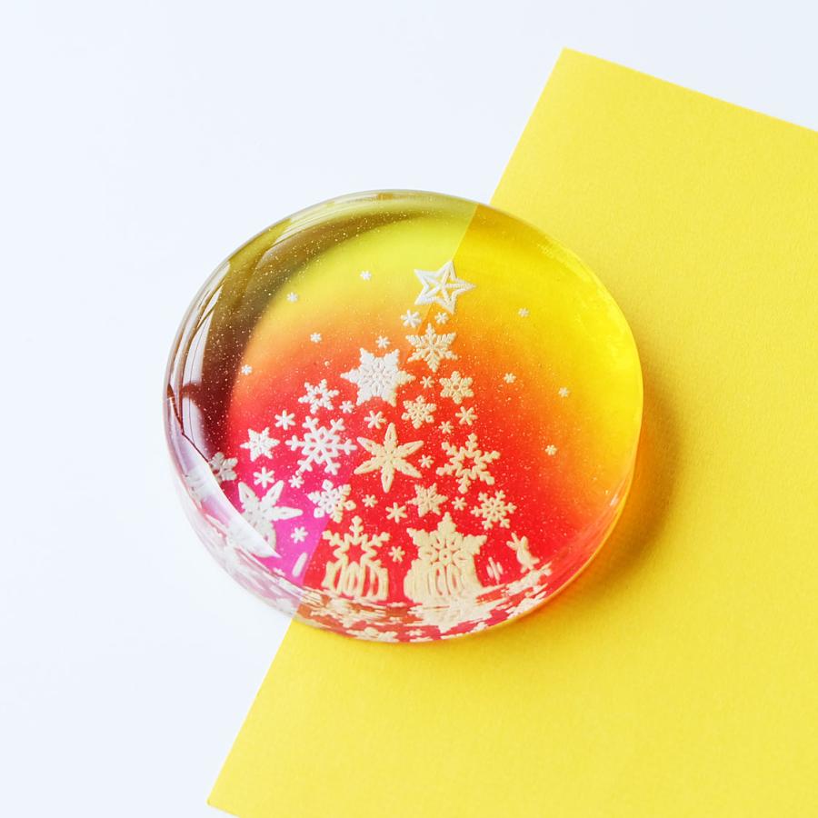 ガラス製ペーパーウェイト 雪の結晶クリスマスツリー 専用スタンド付き
