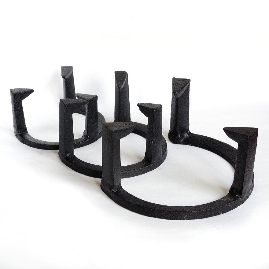 五徳 鋳物 中　火鉢 ひばち 炭 和風 インテリア おしゃれ 囲炉裏 | 増田屋 | 01