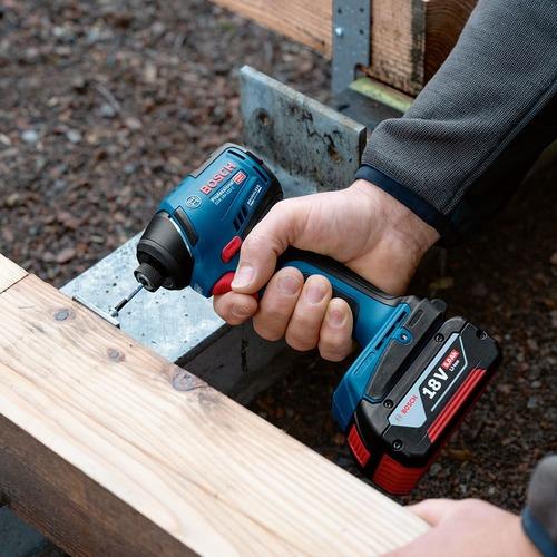 BOSCH インパクトドライバーGDR18V-LIMF 使用数回