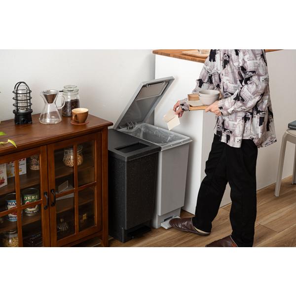 直送品 東谷 トラッシュカン 45L 高さ55.5cm ブラック LFS-861BK | 東谷 | 06