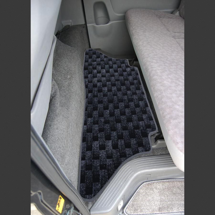 200系ハイエース専用マット チェッカー ３点セット ブラック M-951 フロアマット カーマット シーエー産商 | シーエー産商 | 04