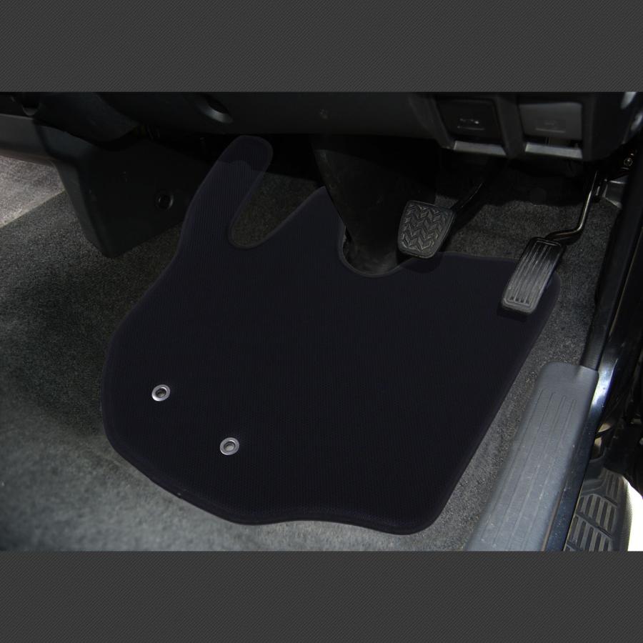 200系ハイエース専用マット メッシュ ３点セット ブラック M-952 フロアマット カーマット シーエー産商 | シーエー産商 | 02