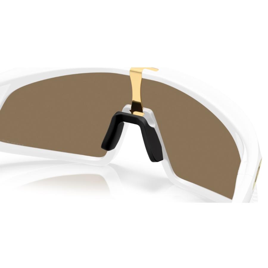 正規保証書(押印)付 OAKLEY RSLV ( A )  OO9484D-0449 948404 Low Bridge Fit リゾルブ アールエスエルブイ オークリー プリズム 正規保証書 即納の画像