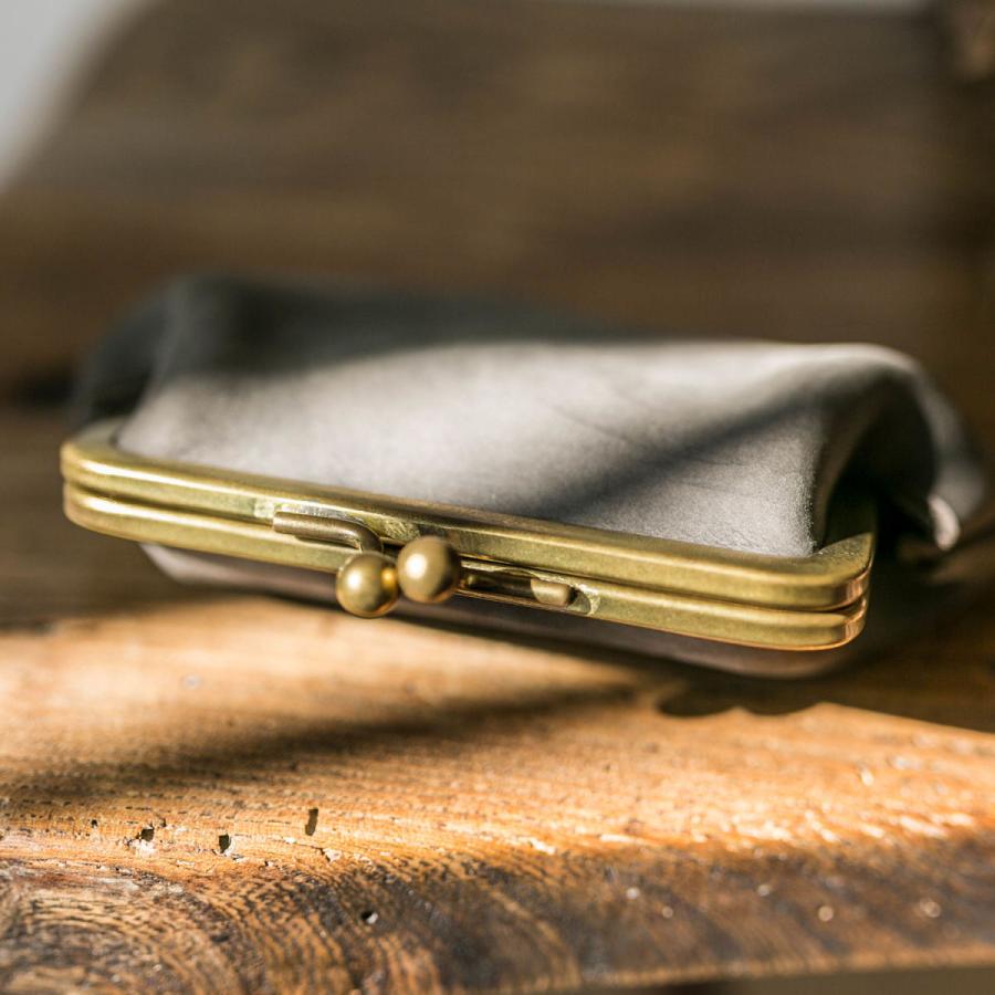 真鍮無垢 育てる大人のがま口財布 / 本革グレー : レザーブランド