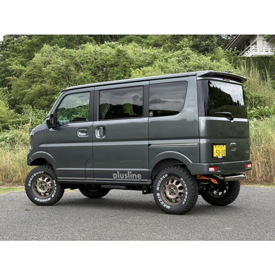 エブリイ ワゴン＆バン（DA17W/V・DA18W/V） リアバンパー（ナンバー