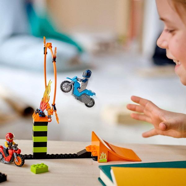 LEGO CITY レゴ シティ スタント大会 60299 プレゼント ギフト 