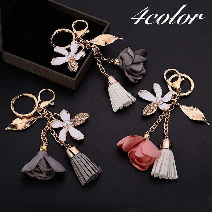 キーホルダー キーリング バッグチャーム レディース 女性 キーチャーム キーチェーン ラインストーン キラキラ フェイクパール タッセル ナスカン プラスナオ Paypayモール店 通販 Paypayモール