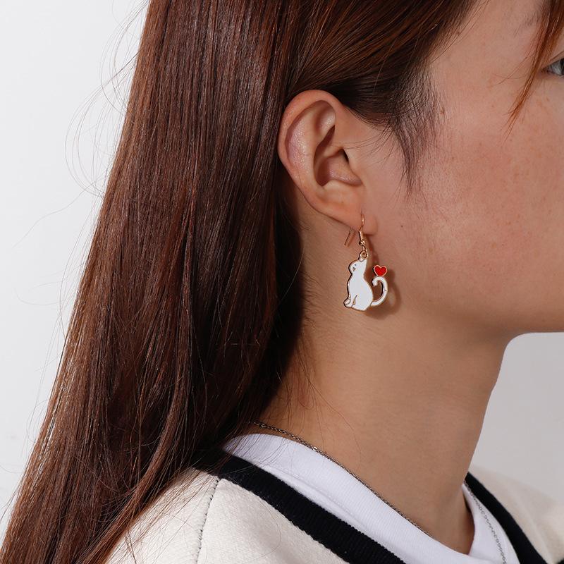 最大81%OFFクーポン k18刻印入 希少猫デザイン フックピアス setonda.com