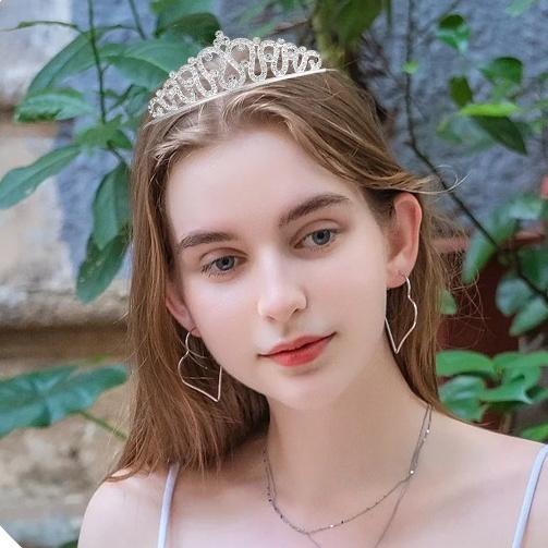 ティアラ レディース 女性 ヘアアクセサリー ヘッドドレス 髪飾り ラインストーン 花嫁 ウェディング 結婚式 披露宴 花嫁 ブライダル かわいい お | plusnao | 03